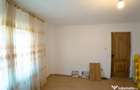 Casa de vanzare in Craiova - ideala pentru familie sau investitie - 8