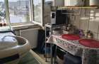 Apartament 2 camere,decomandat, garaj, boxa si centrala proprie