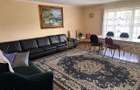 Casa de 301 mp, cu teren de 1.700 mp central, Darmanesti