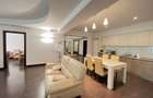 Apartament cu 3 camere decomandat în Aviației - 8