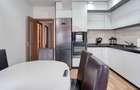 Apartament cu 3 camere decomandat în Tractorul - 11