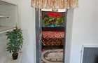Casă cu 4 camere cu Teren 909 Mp în București - 10