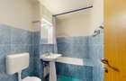 Apartament cu 4 camere decomandat în Calea București - 8