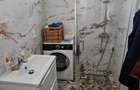 Apartament 2 camere decomandat la curte + garaj + lemnarie,