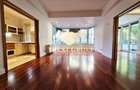-Arcul de Triumf Apartament 3 camere - loc de parcare