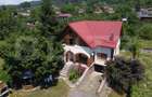 Casa cu 6 camere, 180 mp, zona Izvoarele - 19