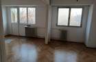 Apartament cu 4 camere decomandat în Drumul Taberei - 10