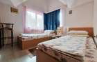 Casă individuală cu 10 camere cu Canalizare în Central - 10
