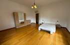 Apartament cu 3 camere decomandat în P-ța Victoriei - 7