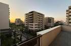 Apartament cu 3 camere decomandat în Astra - 12