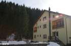 Pensiune de Vanzare in Moeciu de Sus - 13 Camere - pe Malul Raului - 13