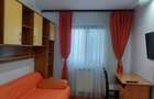Inchiriez apartament 2 camere, zona Doi Stejari - 2