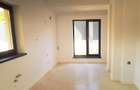 Casă cu 7 camere cu Teren 320 Mp în Vlădesti - 7