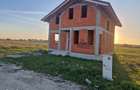 Casă cu 4 camere cu Teren 130 Mp în Sânmartin - 1