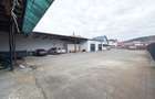 Spatiu comercial si locuin?a DE VANZARE, str. C.F.R - 10