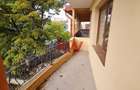 Etaj de vila, spatiu comercial sau de birouri, pentru cabinete, magazi - 1