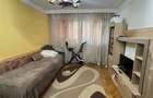 Apartament cu 2 camere semidecomandat în Podu Roș - 1