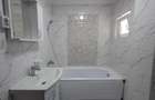 Apartament cu 3 camere decomandat în Crișcior - 10