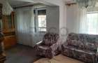Apartament cu 3 camere decomandat în Aleșd - 1