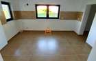 Casă individuală cu 5 camere cu Canalizare în Bucium - 3