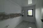 Apartament cu 3 camere decomandat în Nicolina - 4
