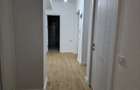 Apartament cu 3 camere decomandat în Tractorul - 7