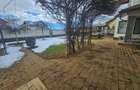 Vila spa?ioasa Strejnicu S+P+1E+M, 8 camere, garaj, teren 595 mp - 2