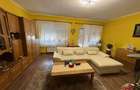 Casă cu 5 camere cu Teren 300 Mp în Titulescu - 1