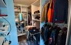 Casa cu 3 camere si garaj, 400 mp teren