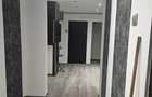 Apartament cu 4 camere decomandat în Rahova - 2