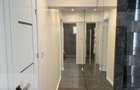 Apartament cu 3 camere decomandat în Central - 8