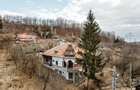 Casă cu 9 camere cu Teren 1873 Mp în Breaza - 2