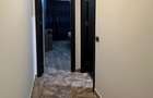 Apartament 2 camere lsaran- peste drum de Coresi Mall  - 8