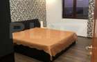 Doua case, spatiu comercial, casa tip pensiune Goicea Dolj - 6