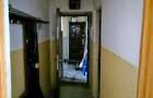 Apartament cu 3 camere central la pret accesibil.
