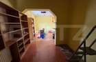 Casa de vanzare, cu 2 camere, zona cu vad comercial. - 23
