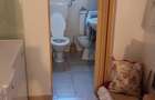 Casă cu 8 camere cu Teren 1800 Mp în București - 13