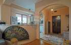 Apartament cu 3 camere decomandat în Tractorul - 18