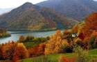Zona mirifica Teren la munte cu priveliste spre lac si munti Gura Siri - 3