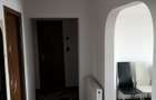 Inchiriez apartament 3 camere - 1