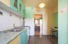Apartament cu 3 camere decomandat în Intim - 5