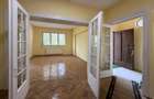 Casă individuală cu 3 camere cu Canalizare în Ultracentral - 12