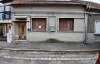 Casă cu 4 camere în Central - 1