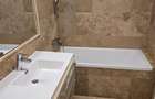 Apartament cu 3 camere semidecomandat în Central - 9