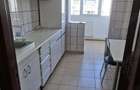 Inchiriez apartament 3 camere Dristor Metrou - 1