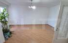 Apartament cu 4 camere decomandat în Central - 3