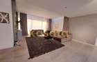 Apartament cu 4 camere decomandat în Nordului - 3