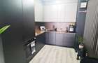 Apartament cu 3 camere decomandat în Tractorul - 16
