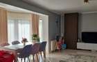 Casă cu 5 camere cu Teren 780 Mp în Central - 7
