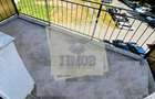 Apartament decomandat cu 3 camere 2 balcoane si pivnita in Valea Aurie